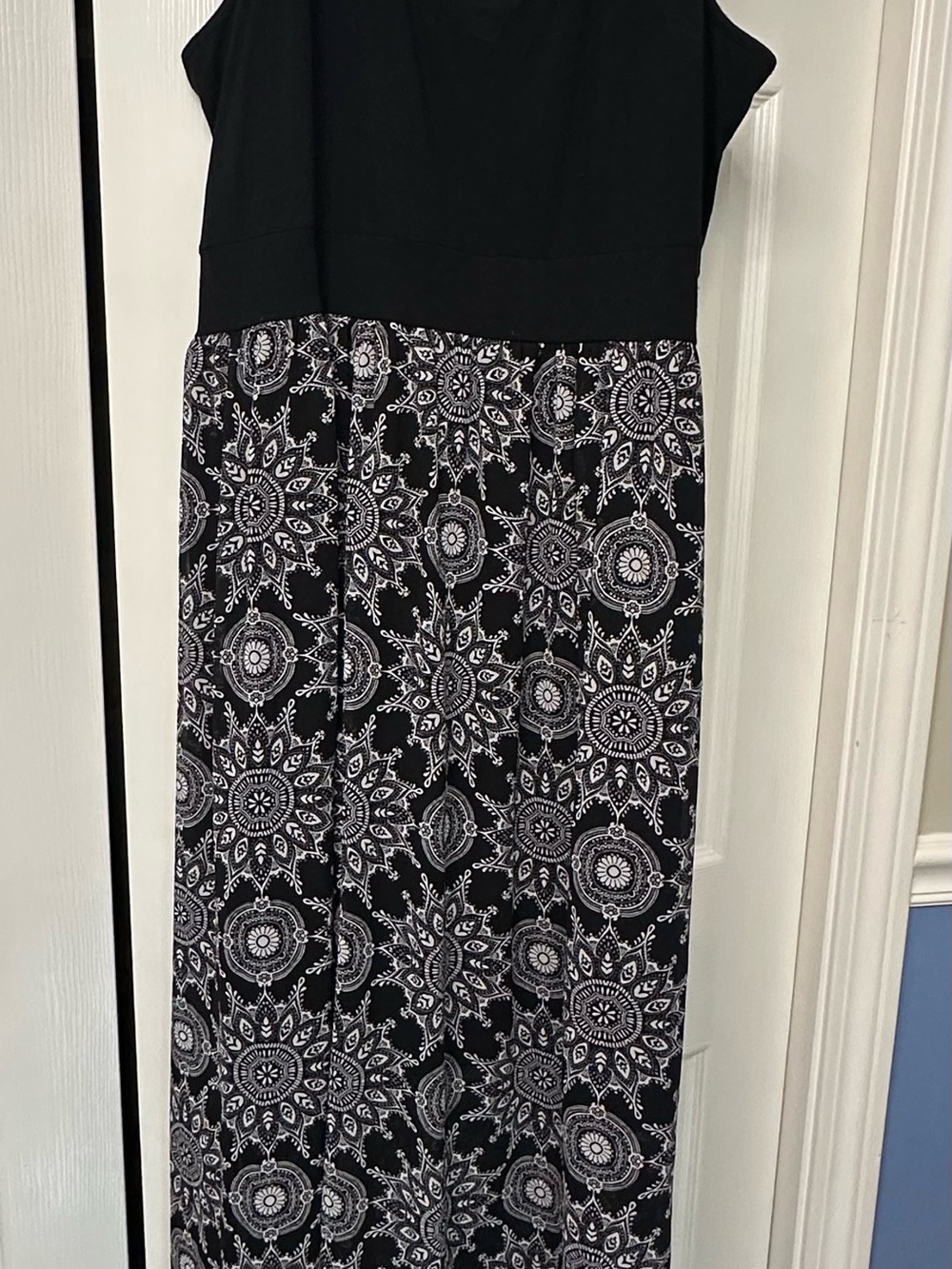 torrid Black and White Printed Maxi Dress